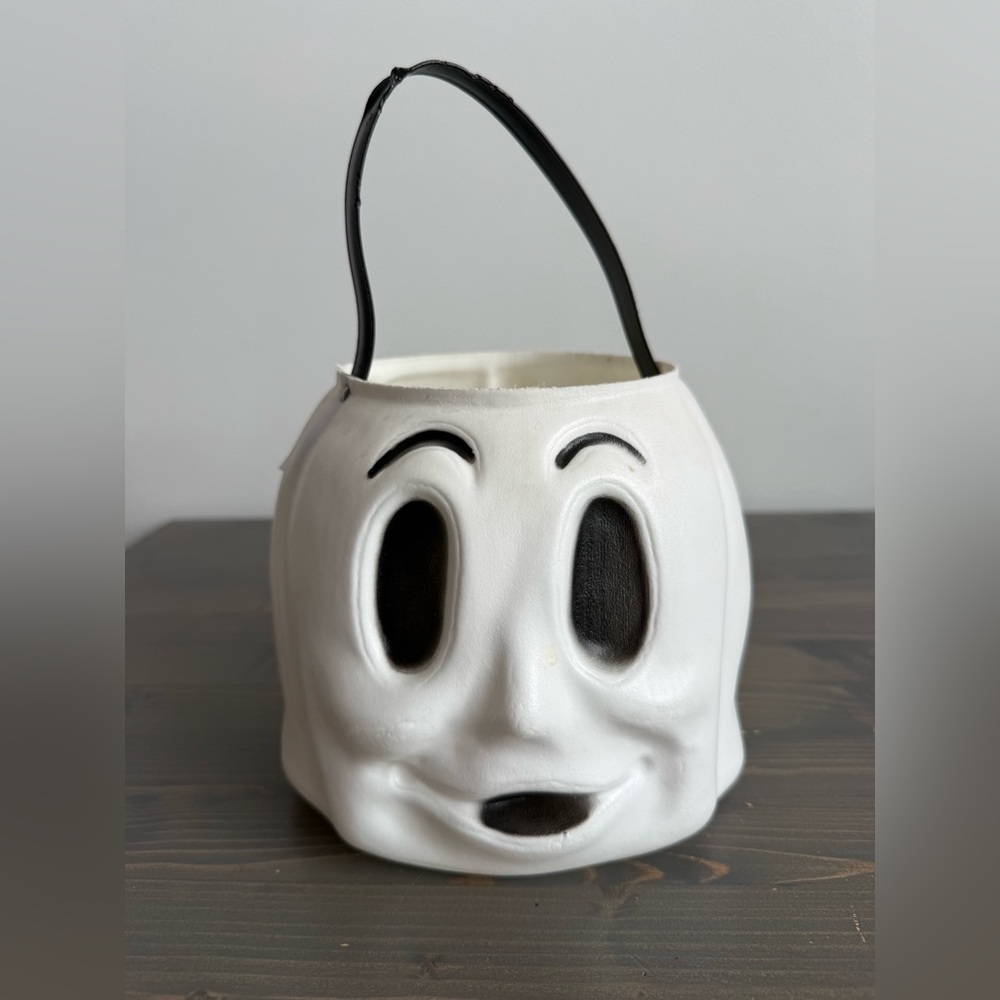 Vintage Empire Plastics blow mold trick or treat pail / bucket 👻🍭